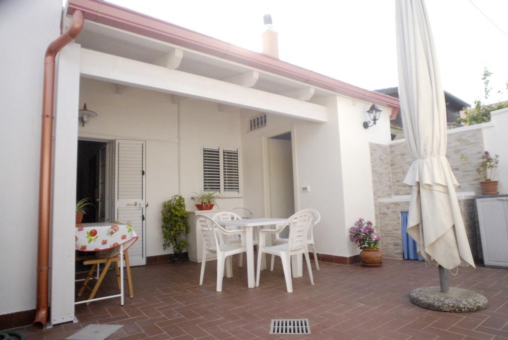 Casa Dei Furnari Apartment Collepasso ภายนอก รูปภาพ